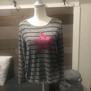 Girls Gray XL 16.5 Long Sleeve Top Great Cond